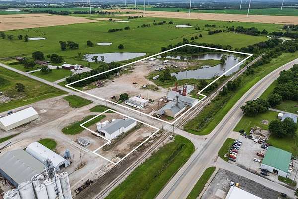 15.1 Acres of Commercial Land for Sale in Thayer, Kansas