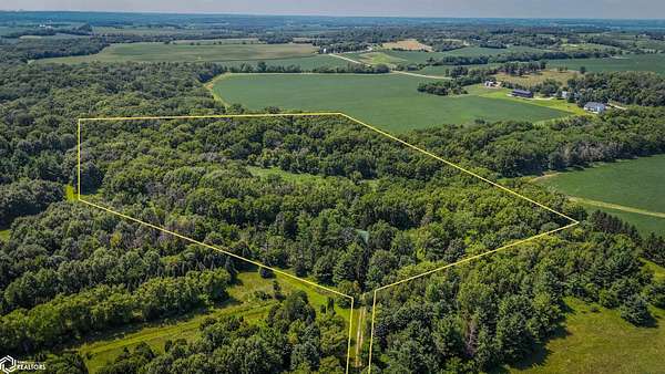 27 Acres of Land for Sale in Mount Vernon, Iowa