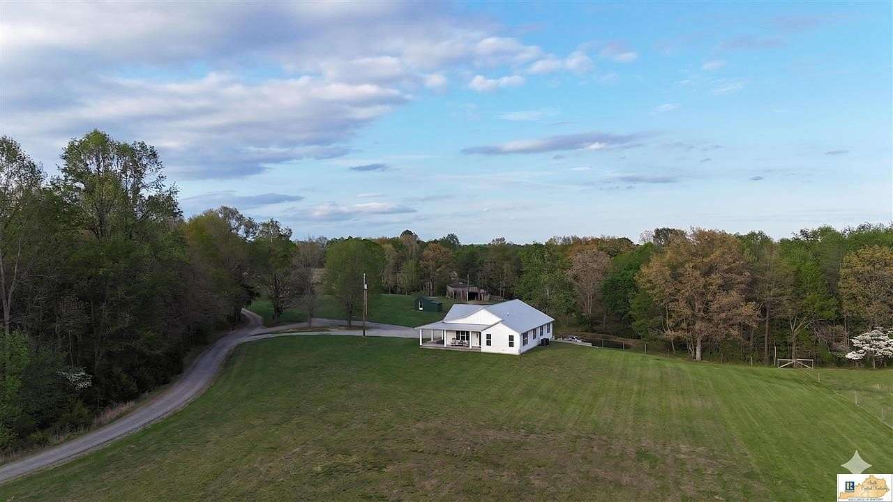 76 Acres of Land with Home for Sale in Magnolia, Kentucky