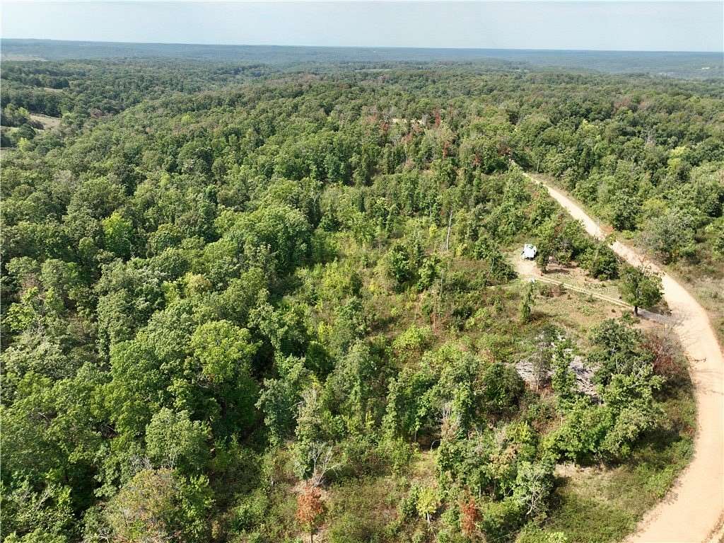10 Acres of Recreational Land for Sale in Powell, Missouri