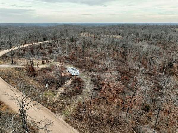 10 Acres of Recreational Land for Sale in Powell, Missouri