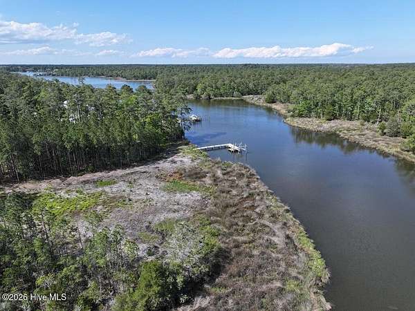 25.2 Acres of Recreational & Residential Land for Sale in Oriental, North Carolina