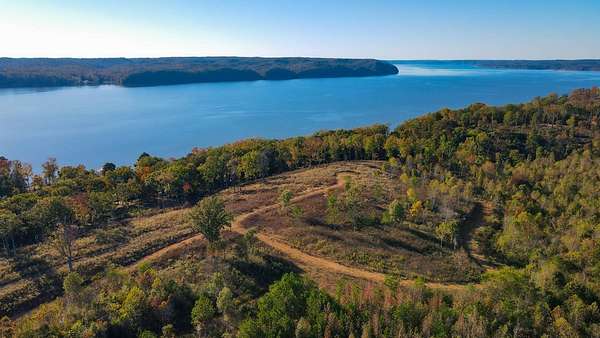 14.5 Acres of Recreational & Residential Land for Sale in Florence, Alabama