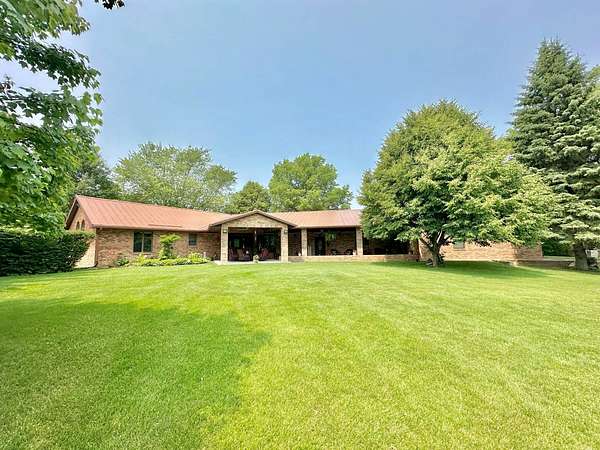 25 Acres of Land with Home for Sale in New Boston, Illinois