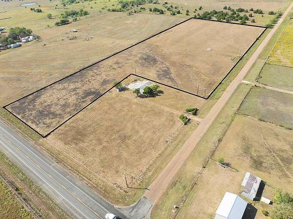 10.2 Acres of Land for Sale in La Grange, Texas