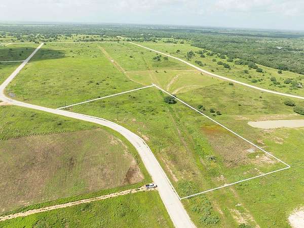 5 Acres of Residential Land for Sale in Columbus, Texas