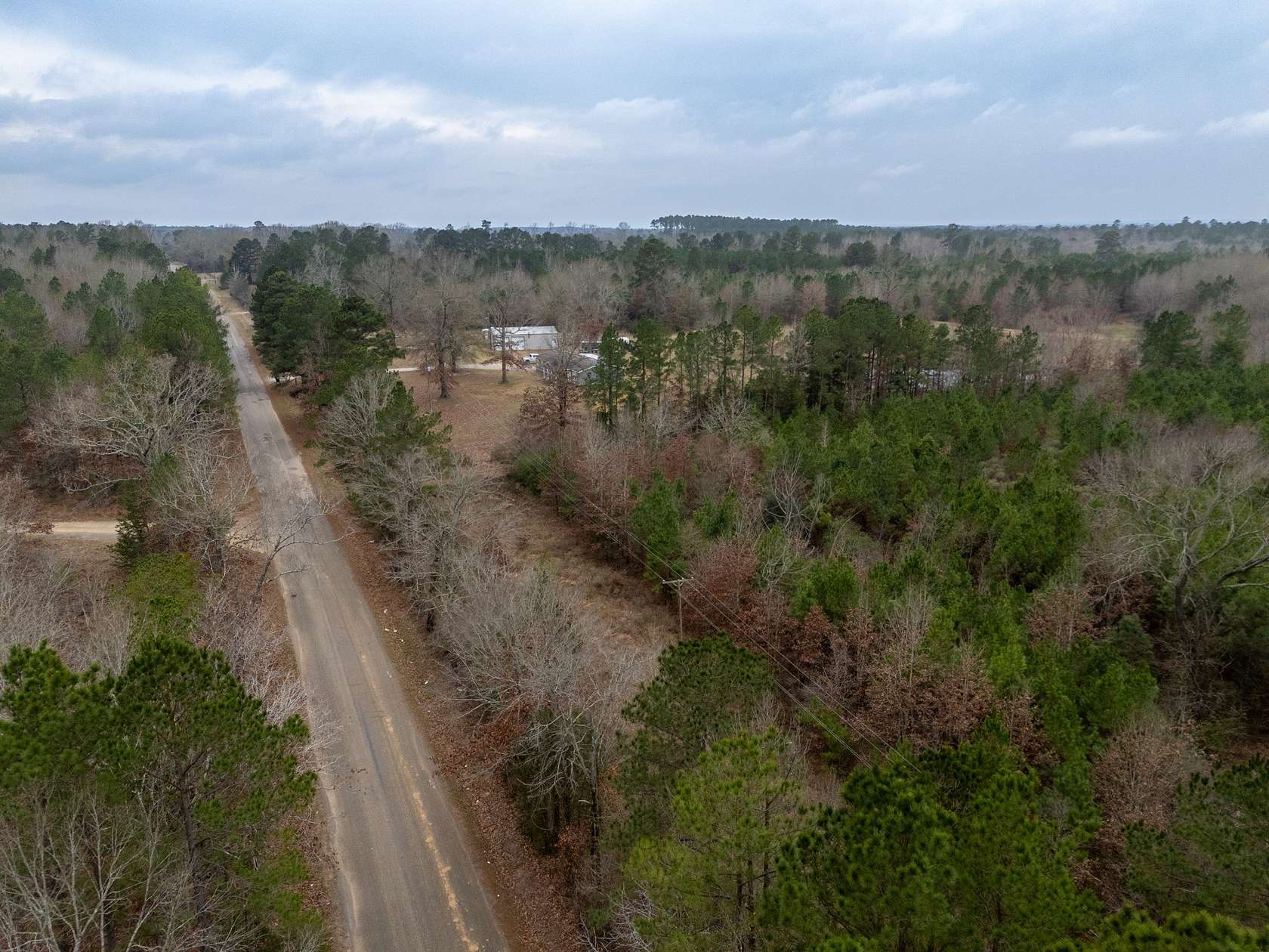25 Acres of Land for Sale in Marshall, Texas