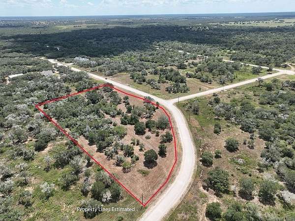 5 Acres of Residential Land for Sale in Columbus, Texas