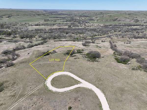 2 Acres of Residential Land for Sale in White River, South Dakota