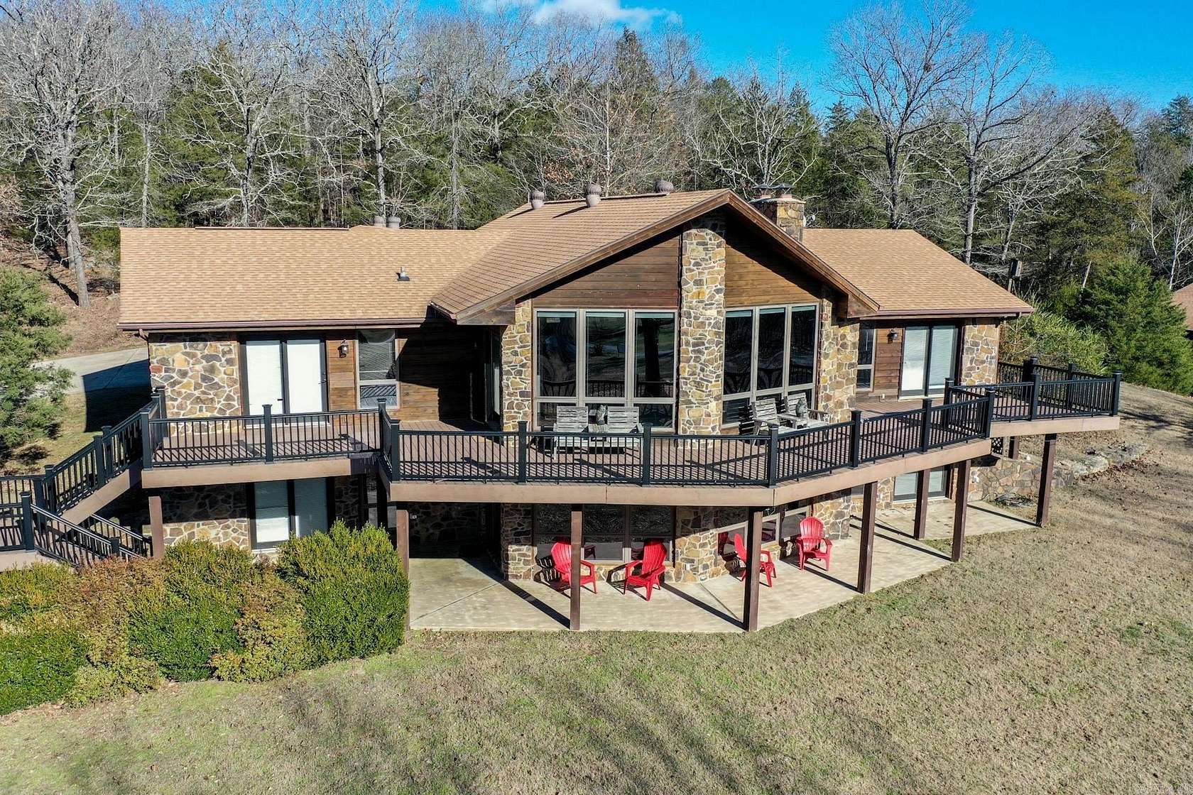 8.5 Acres of Land with Home for Sale in Flippin, Arkansas