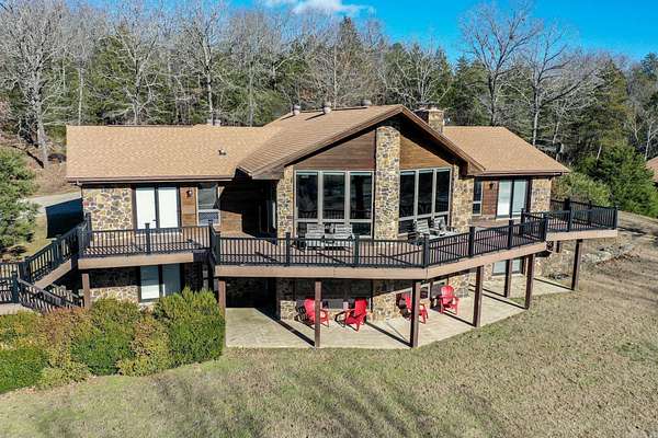 8.5 Acres of Land with Home for Sale in Flippin, Arkansas