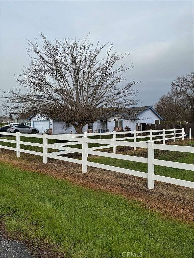 1.5 Acres of Land with Home for Sale in Los Molinos, California