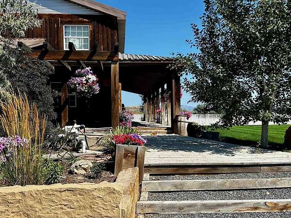 2.2 Acres of Land with Home for Sale in Byron, Wyoming