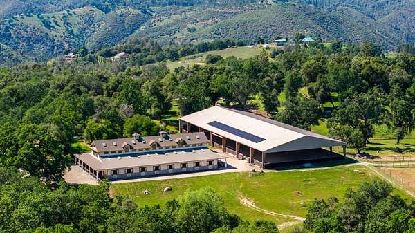 302 Acres of Land with Home for Sale in Somerset, California