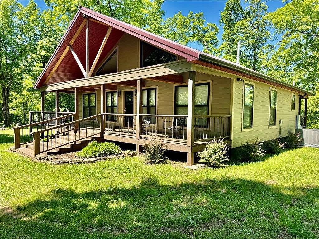 31.6 Acres of Recreational Land with Home for Sale in Pettigrew, Arkansas