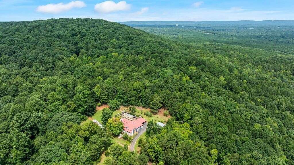 124 Acres of Land with Home for Sale in Hamilton, Georgia