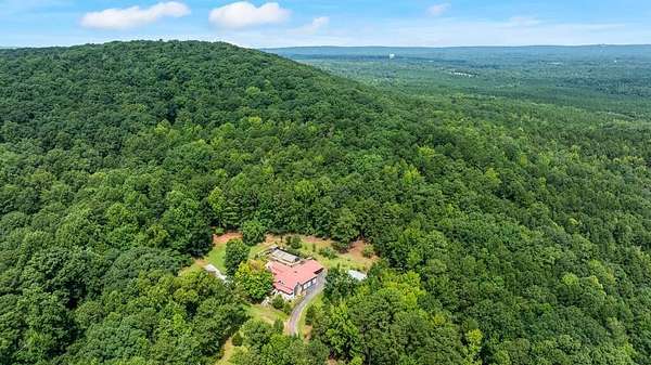 124 Acres of Land with Home for Sale in Hamilton, Georgia