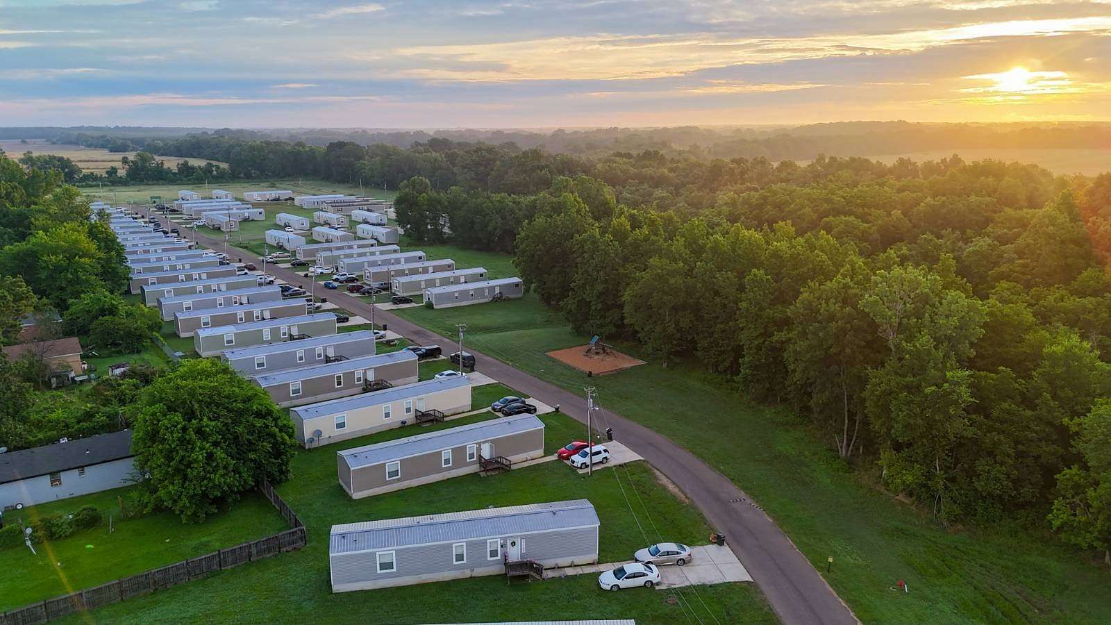 27 Acres of Mixed-Use Land for Sale in Canton, Mississippi