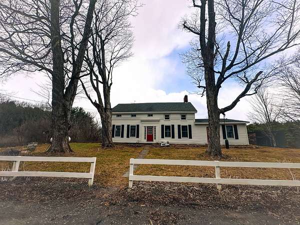 12.3 Acres of Land with Home for Sale in Freehold, New York