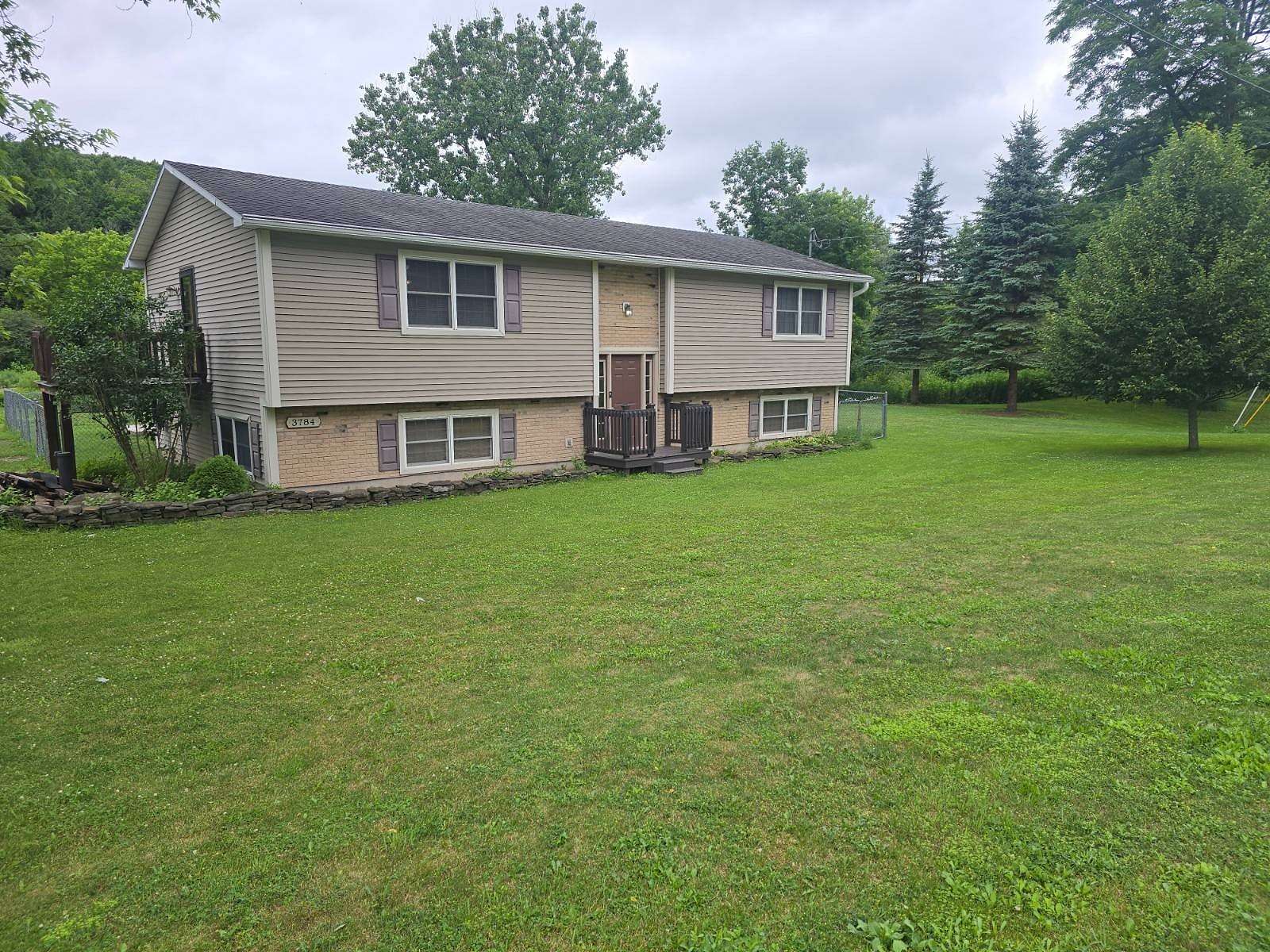 5 Acres of Land with Home for Sale in South Plymouth, New York