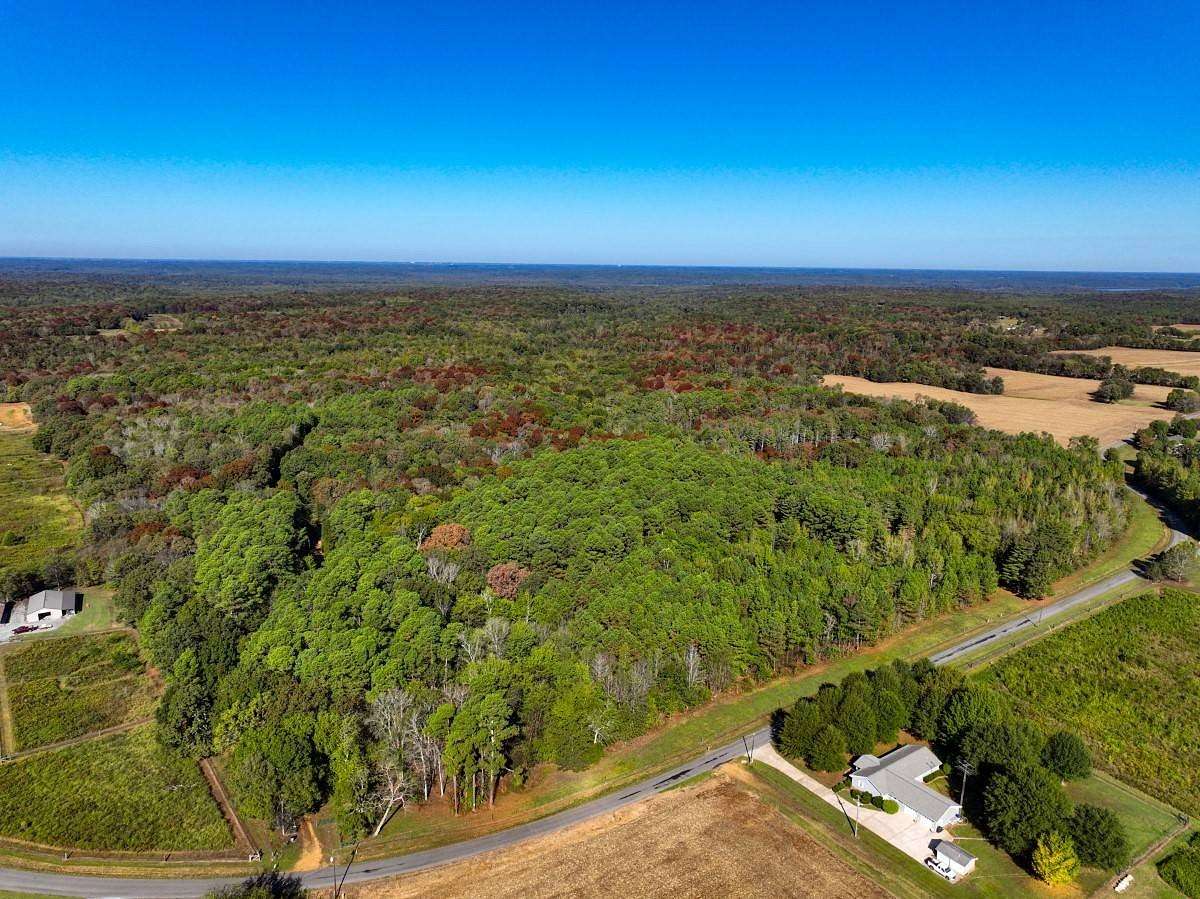 142 Acres of Recreational Land with Home for Sale in New Concord, Kentucky