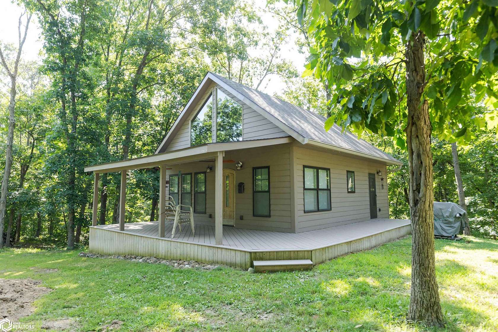 3 Acres of Land with Home for Sale in Unionville, Iowa