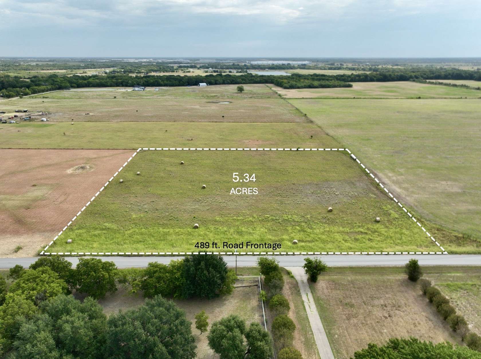 5.34 Acres of Residential Land for Sale in Ennis, Texas