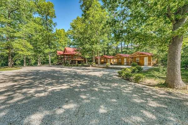 2.5 Acres of Land with Home for Sale in Mammoth Spring, Arkansas