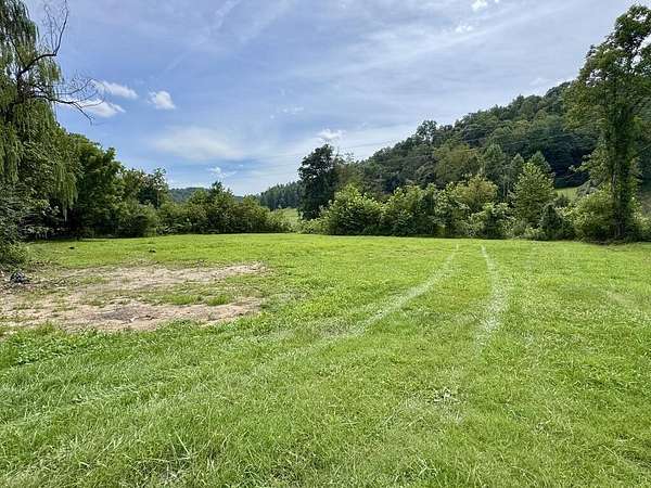 1.5 Acres of Residential Land for Sale in Flatgap, Kentucky