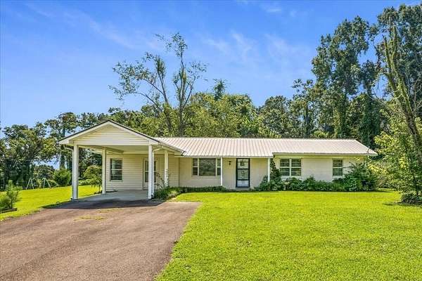 2.6 Acres of Land with Home for Sale in Oxford, Mississippi
