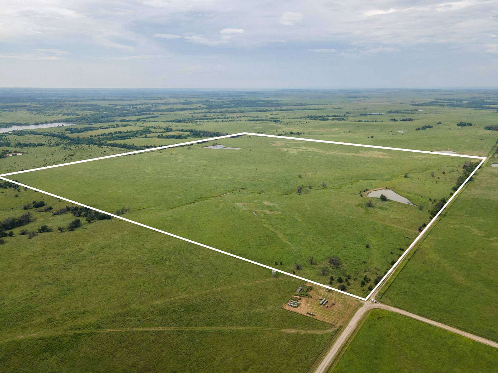 159 Acres of Land for Sale in Moline, Kansas