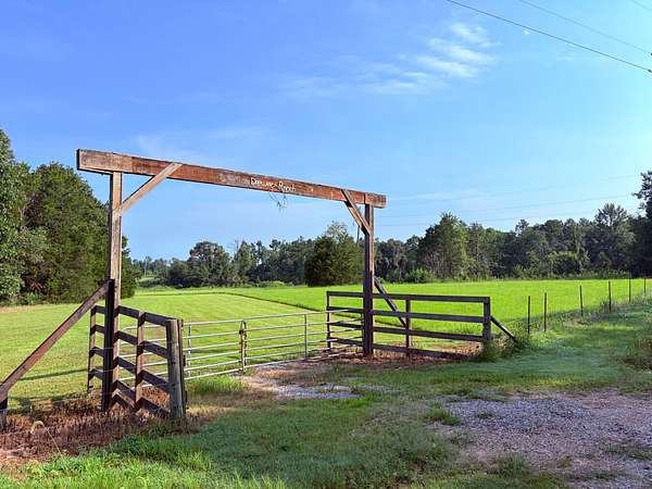 16.8 Acres of Land for Sale in Saulsbury, Tennessee
