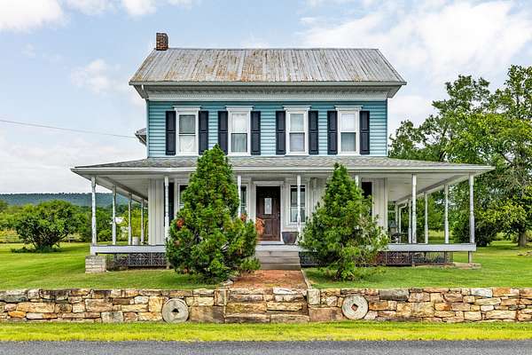 144 Acres of Land with Home for Auction in Beaver Springs, Pennsylvania