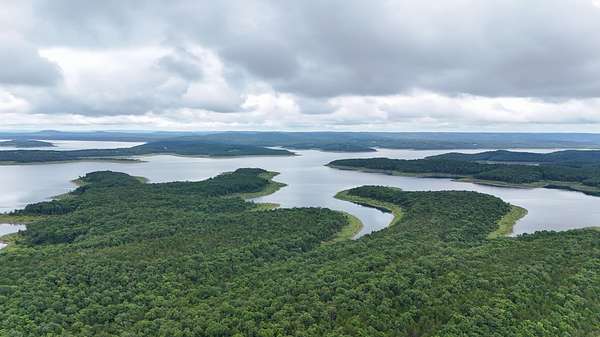 688 Acres of Recreational & Residential Land for Sale in Oakland, Arkansas