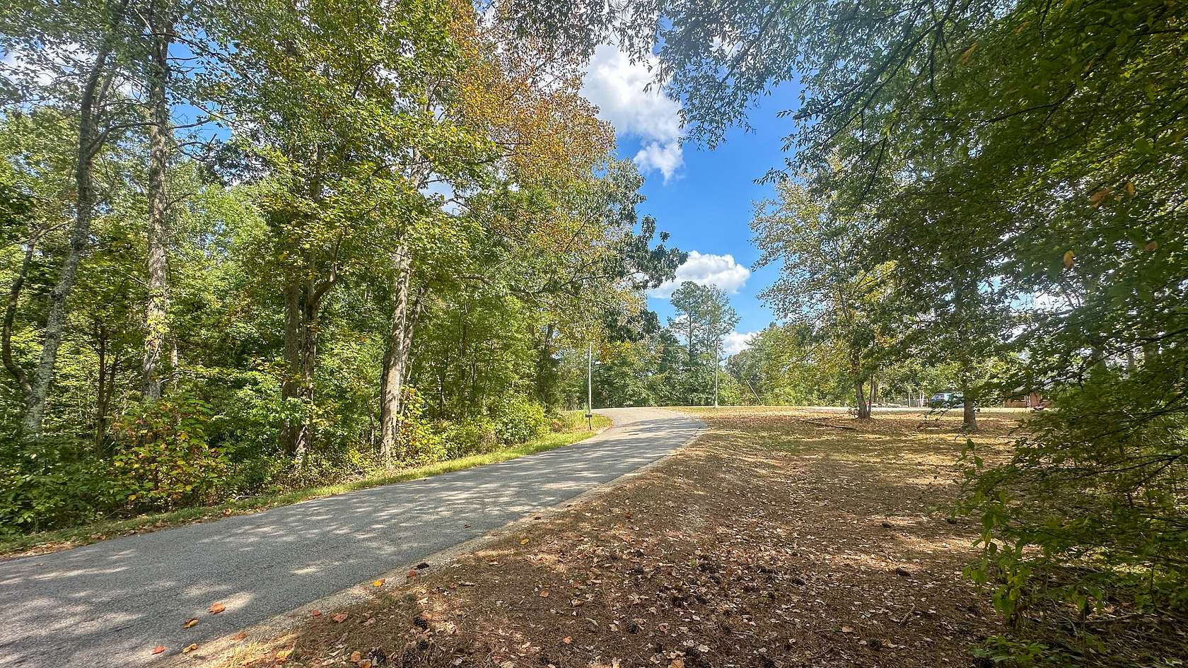 140 Acres of Recreational & Residential Land for Sale in Parsons, Tennessee