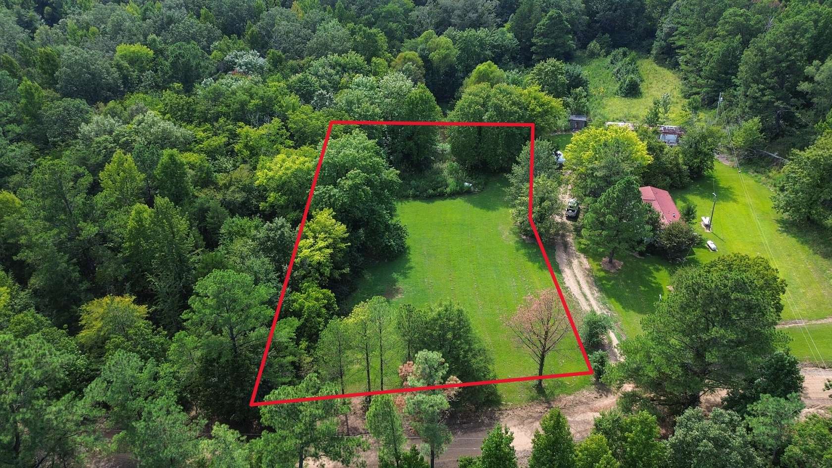 1 Acre of Residential Land for Sale in West Point, Mississippi