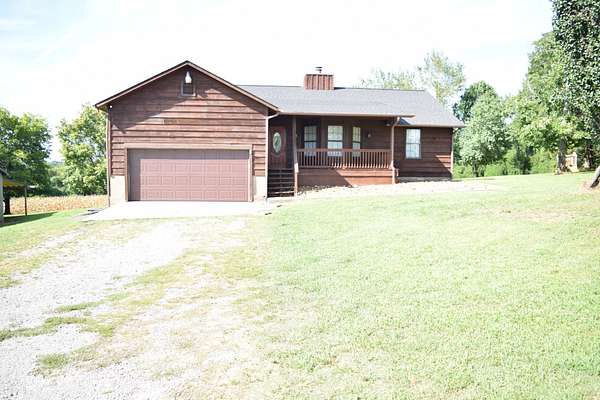 2.67 Acres of Land with Home for Sale in Woodlawn, Tennessee