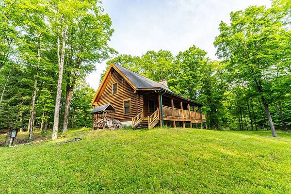 224 Acres of Land with Home for Sale in Schodack Landing, New York