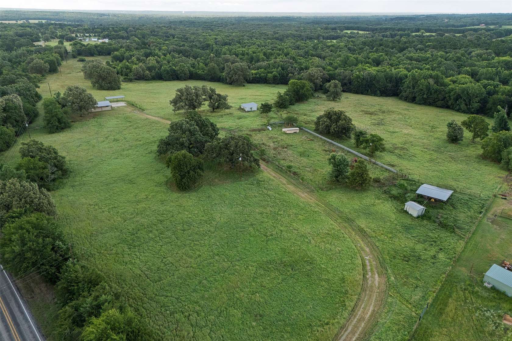 40 Acres of Land for Sale in Lindale, Texas