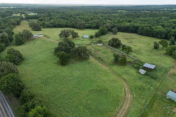 40 Acres of Land for Sale in Lindale, Texas