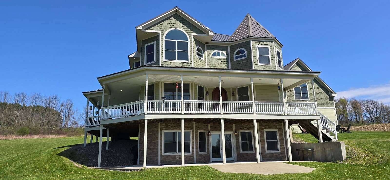 8 Acres of Land with Home for Sale in Smyrna, New York