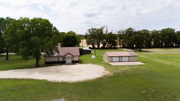 2.85 Acres of Land with Home for Sale in Hutchinson, Kansas