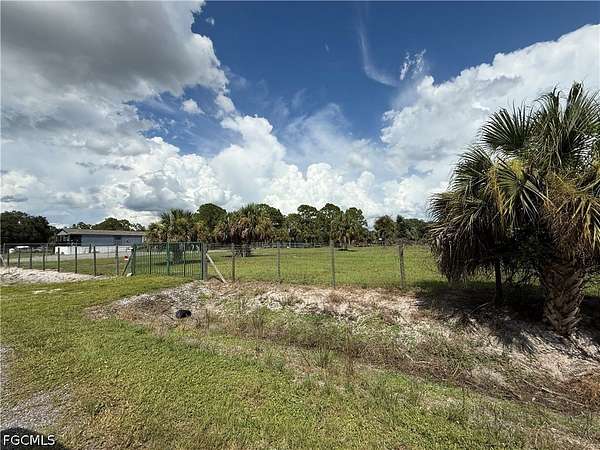 1.25 Acres of Residential Land for Sale in Clewiston, Florida