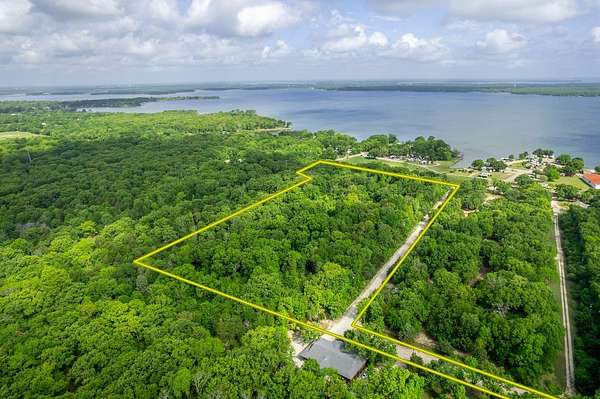 10 Acres of Recreational & Residential Land for Sale in Quinlan, Texas
