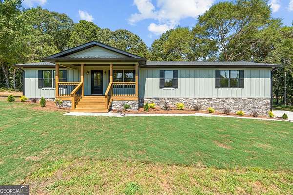 15 Acres of Recreational Land with Home for Sale in Franklin, Georgia