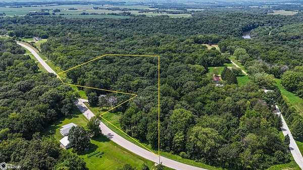 10 Acres of Land for Sale in Central City, Iowa