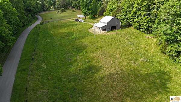 80 Acres of Recreational Land for Sale in Magnolia, Kentucky