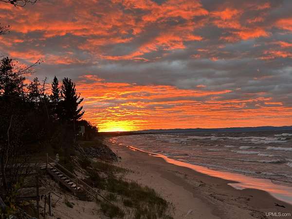 1.42 Acres of Residential Land for Sale in Marquette, Michigan