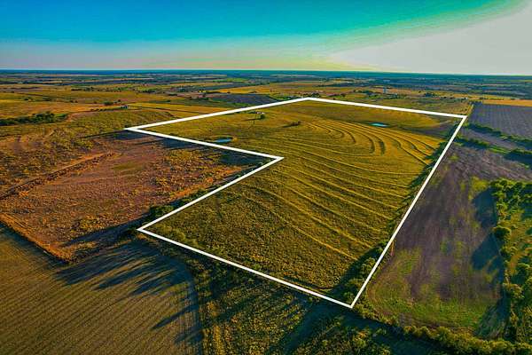 148 Acres of Land for Sale in Gatesville, Texas