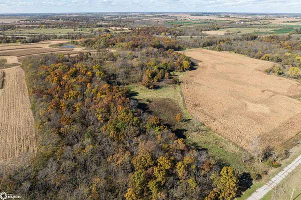 15 Acres of Land for Sale in Bloomfield, Iowa